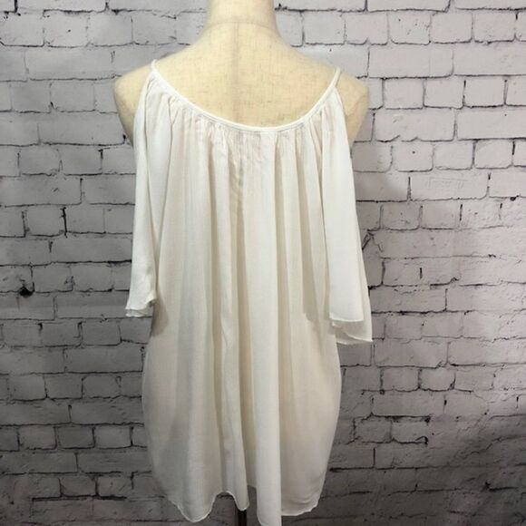 Off Shoulder Beach Cover-up - Picture 5 of 7